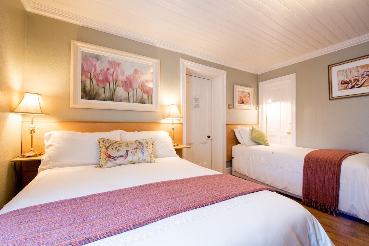 Brennan'S Accommodation Glenties Buitenkant foto
