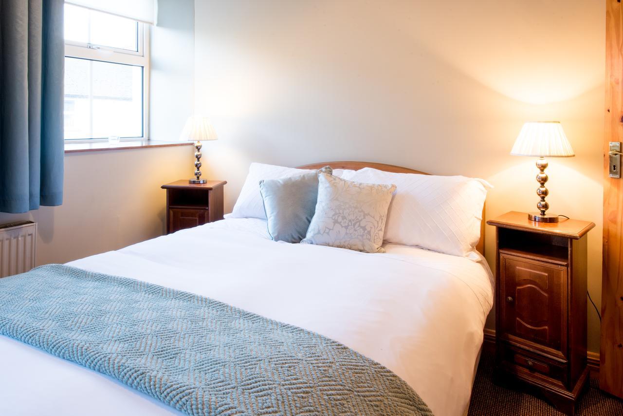 Brennan'S Accommodation Glenties Buitenkant foto