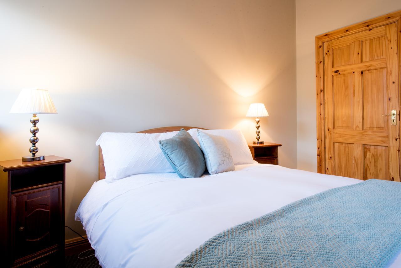 Brennan'S Accommodation Glenties Buitenkant foto